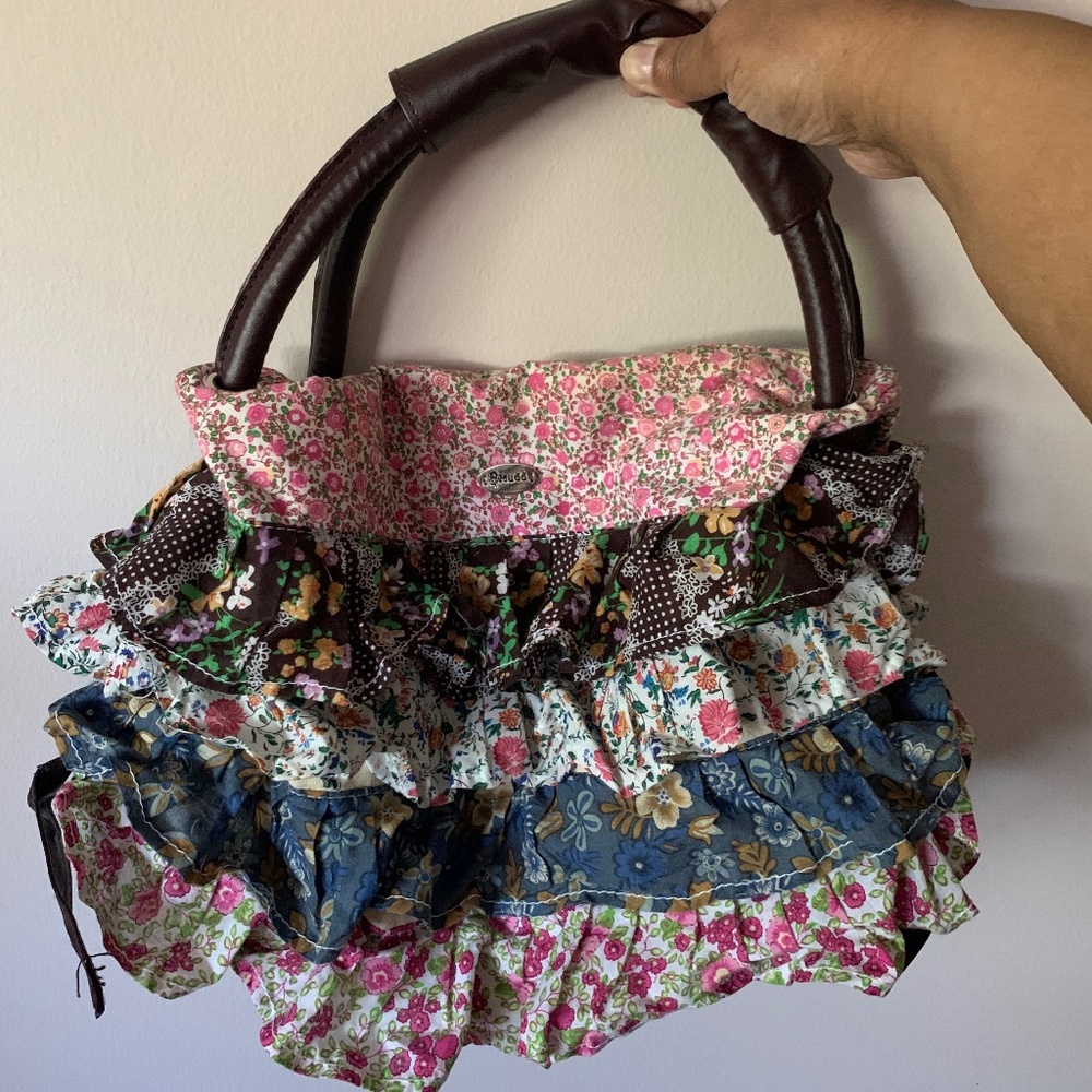 Rare Vintage  Mudd Ruffle Layered Purse